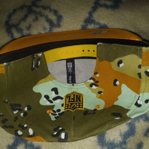 NFL  NEW ERA VINTAGE CAP COLLECTION NFL ADJUSTABLE SNAPBACK  PRE-OWNED  GOOD - Picture 2 of 6